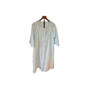 KayAnna Womens Blue White Seersucker Striped Embroidered Nightgown Small